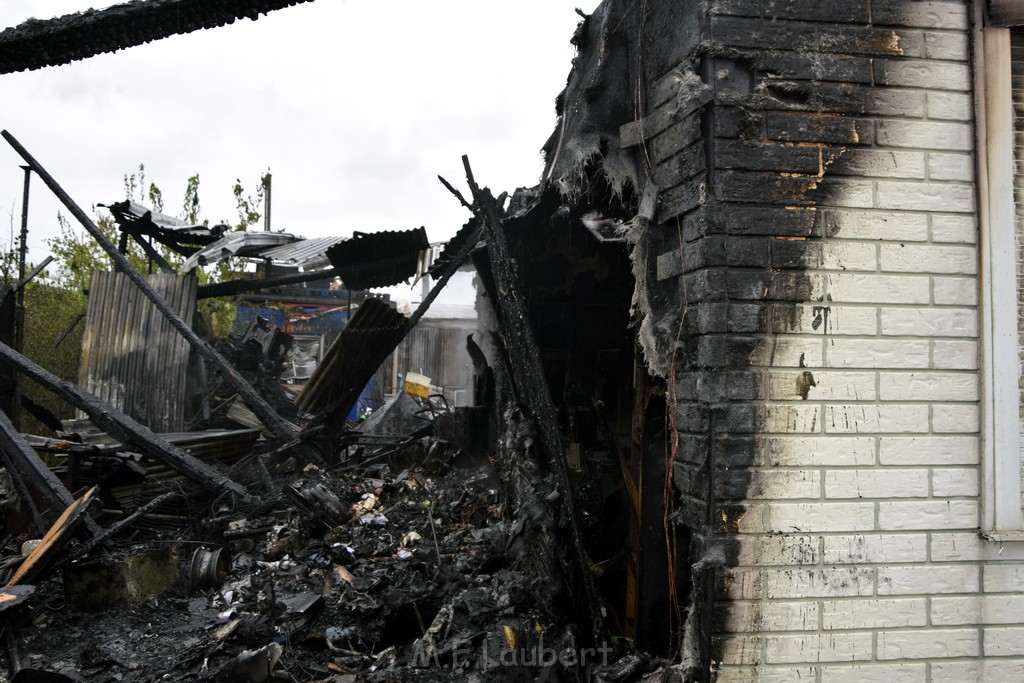 Feuer 4 Bergisch Gladbach Gronau Am Kuhlerbusch P321.JPG - Miklos Laubert